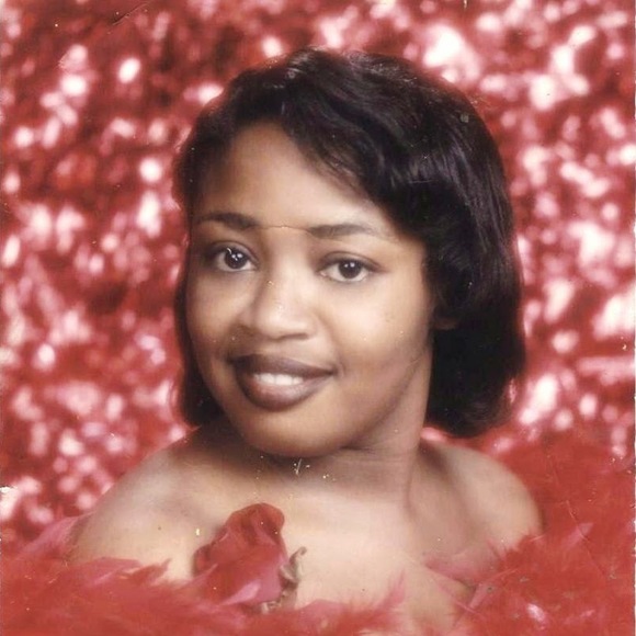 Meet your Posher, Nana - Picture 1 of 1